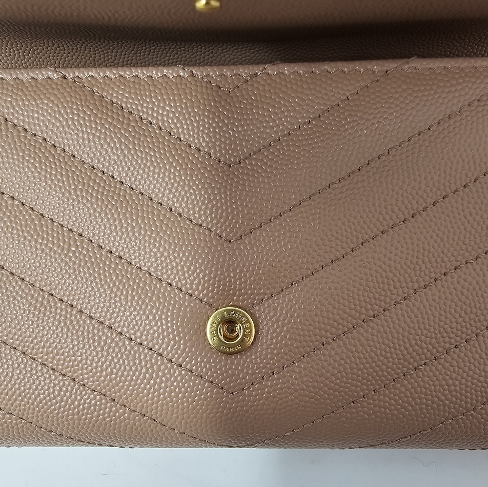 Yves Saint Laurent Grain De Poudre Matelasse Chevron Monogram Wallet - Picture 14 of 16
